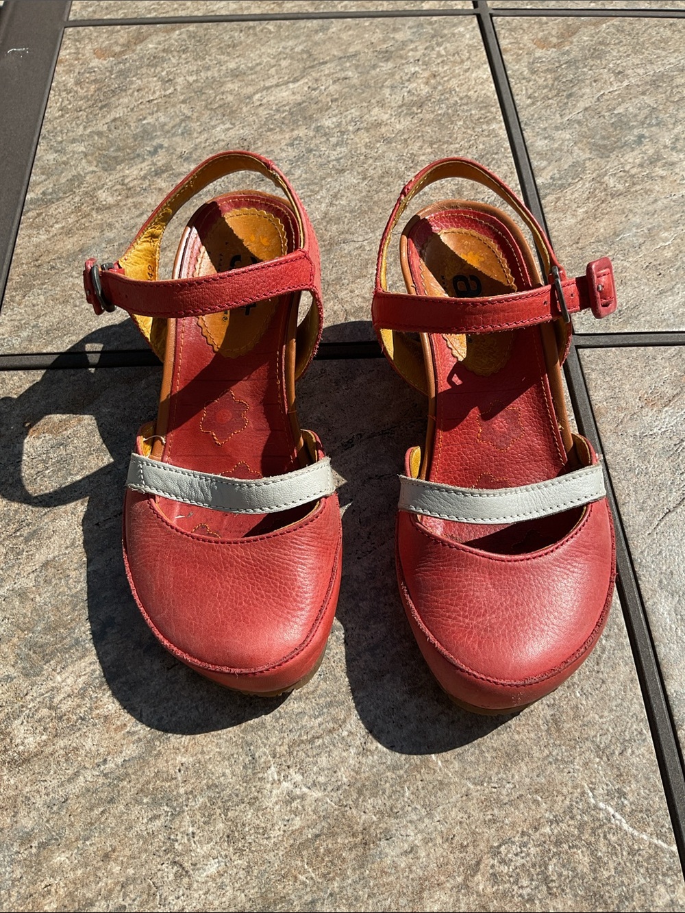 The Art Company red slingback shoes - Picture 2 of 8